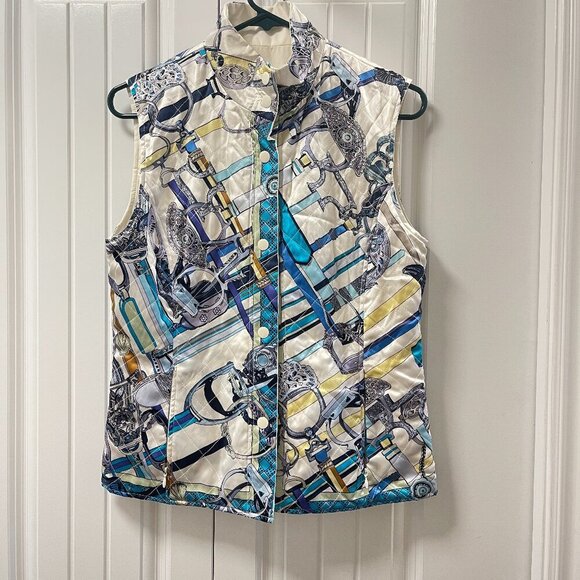 Vintage Reversible Quilted Button-Up Vest White & Blue Pattern - Picture 3 of 13